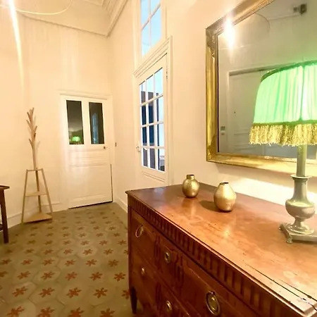Apartment Le Questel In The Heart Of The With Nimes