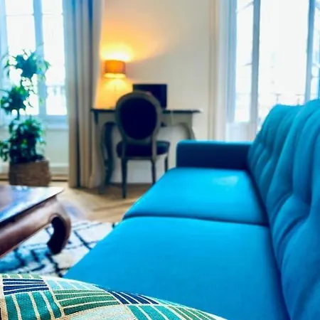 Apartment Le Questel In The Heart Of The With Nimes