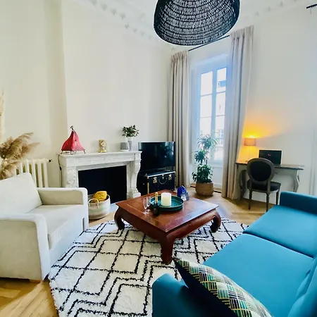 Le Questel In The Heart Of The With Apartment *